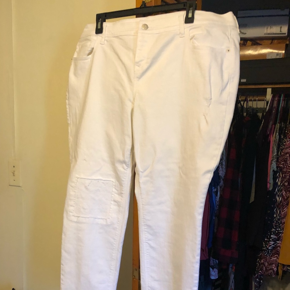 Old navy boyfriend jean 18 petite